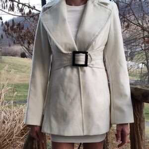Jessica Simpson Cream Belted Trench Coat With Beautiful Belt